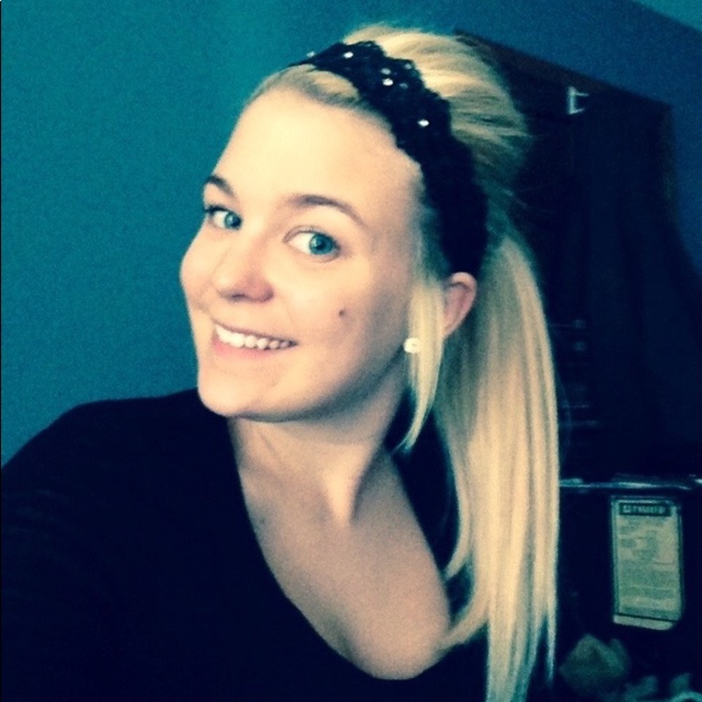 Meet your Posher, Kelley